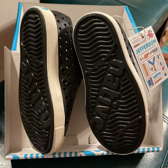 Native toddler shoes size 9 black - Picture 5 of 5